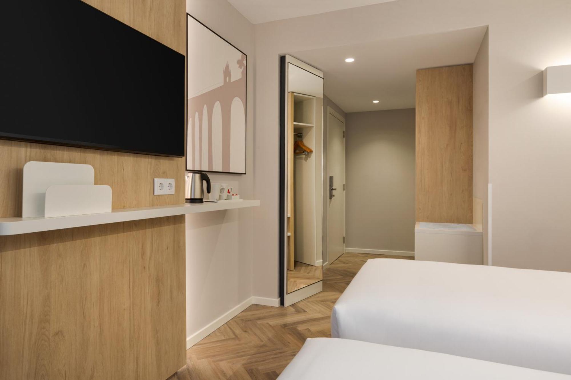 Holiday Inn Express Evora By Ihg Eksteriør bilde